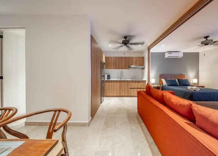 Holiday home Lux With Rooftop Pool Gym Private Balcony *