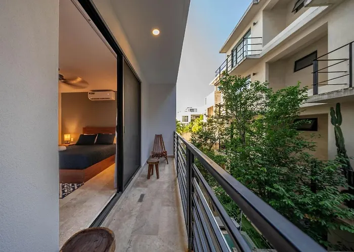 Lux With Rooftop Pool Gym Private Balcony Holiday home *